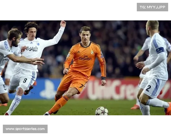 埃因霍温客场上演逆转好戏 三球制胜展现强大进攻火力